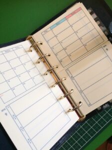 投稿についてもっと詳しく 差し替えが可能なセパレート手帳づくり1