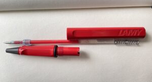 Read more about the article Lamy Safariローラーボールのインクを他社製に入れ替える｜非推奨の魔改造（自己責任で）