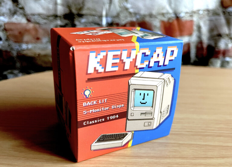 投稿についてもっと詳しく 古き良きMacPC型のキーキャップ｜バックライトなしキーボードでもウキウキするルックス