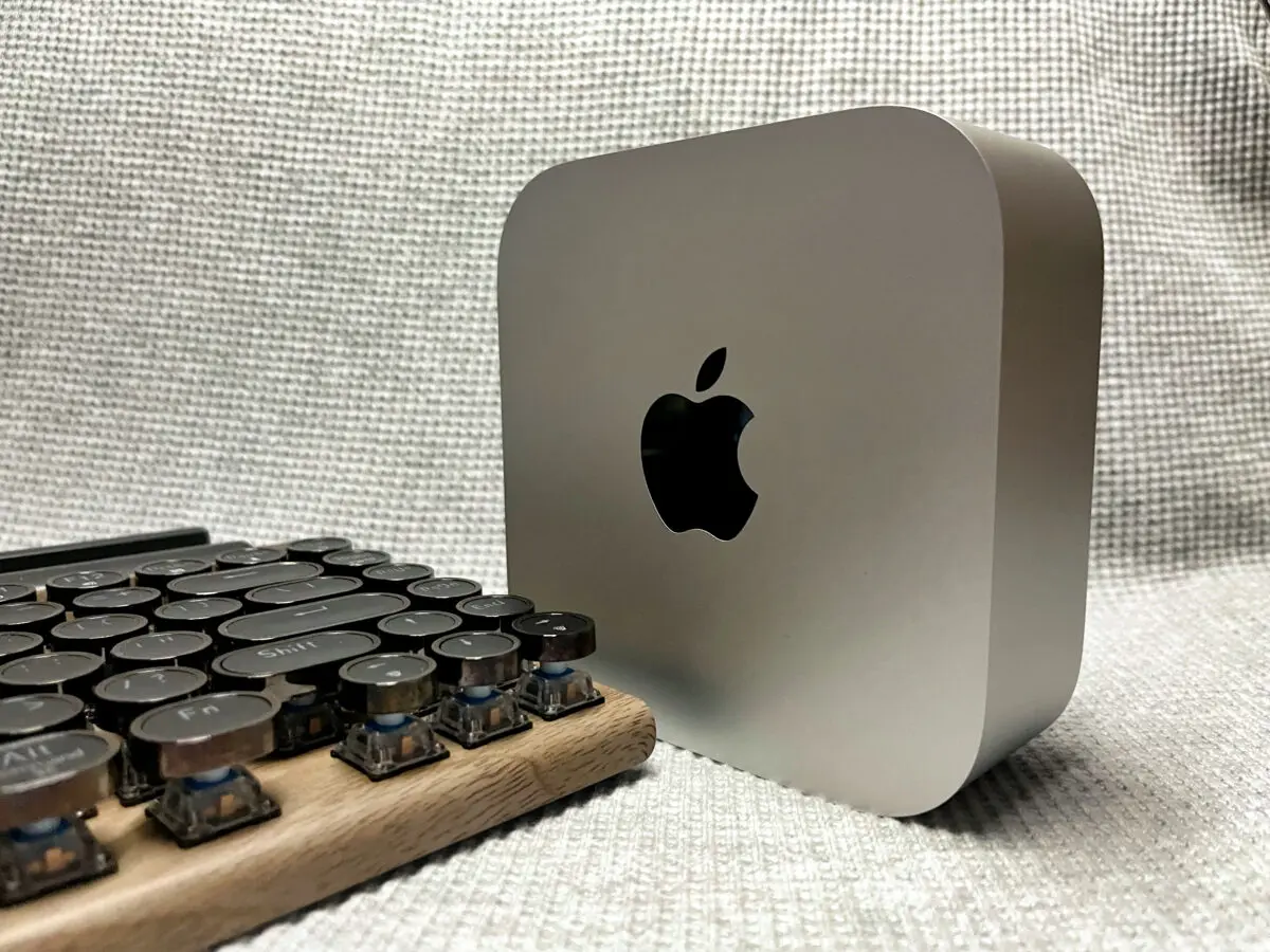 M4 Mac mini開封レビュー｜設置場所に困らないデスクトップに歓喜でも